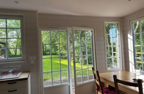 Manerbe House | La Maison de l'Etang