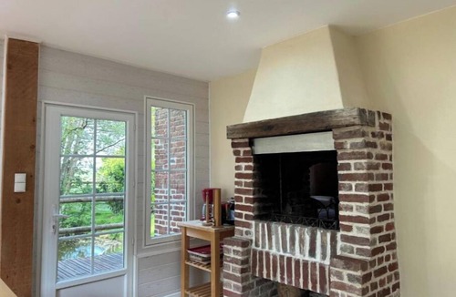 Manerbe House | La Maison de l'Etang