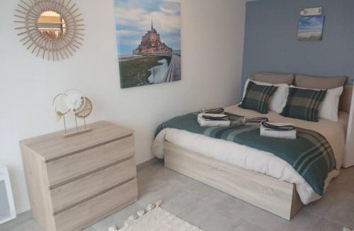 Hauteville-sur-Mer House | La Maison de la plage