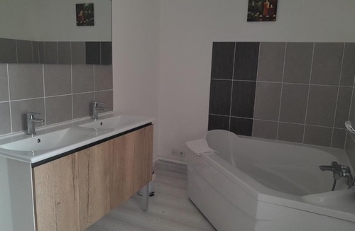 Parigne-lʼEveque Bed & Breakfast | la maison de l'Harmadas