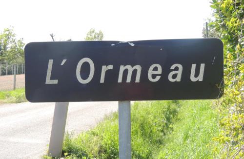 Montauban House | La Maison de l'Ormeau