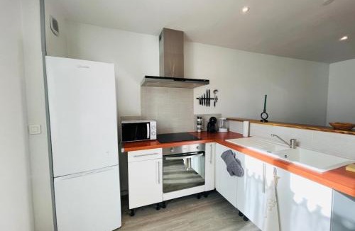 Brizambourg House | La Maison de la Brousse