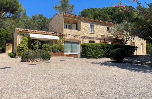 Forcalqueiret Bed & Breakfast | La maison de la Cigale
