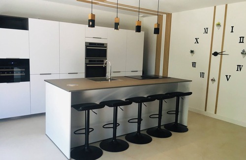 Prenois House | La Maison de La Mare