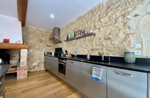 Mudaison House | La Maison de la Place - Charming house with swimming pool & exposed stone