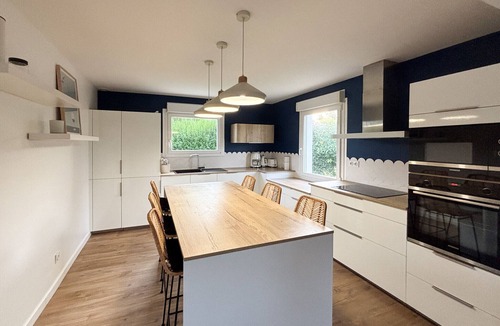 Pleumeur-Bodou Ski Chalet | La maison de landrellec