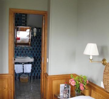 Honfleur Hotel | La Maison De Lucie