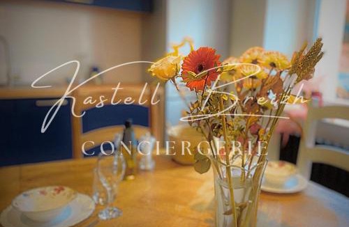 Ploumagoar House | La maison de Maïe Bail