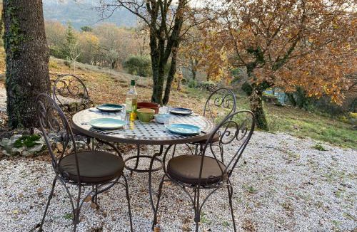 Plan-d'Aups-Sainte-Baume House | La maison de Mado et sa cabane dans les arbres
