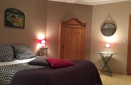 Doncourt-sur-Meuse Bed & Breakfast | La Maison De Marie-Claire