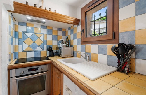 Le Bar-sur-Loup Apartment | La Maison de Noélie - RDJ