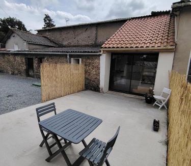 Maulevrier Apartment | La Maison de Pandora