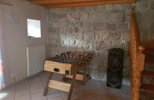 Lapte House | la maison de pierre