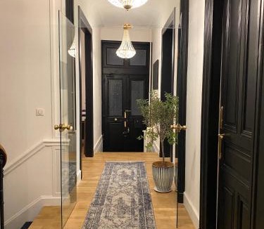 Troyes Bed & Breakfast | La Maison de Reina
