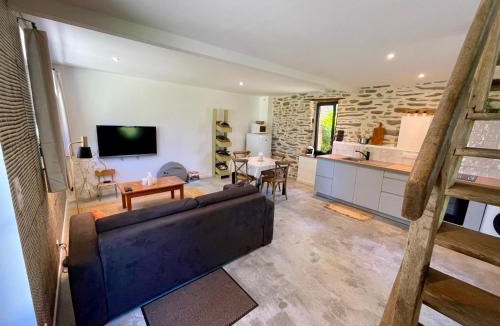 Pire-sur-Seiche House | La Maison de Rosalie