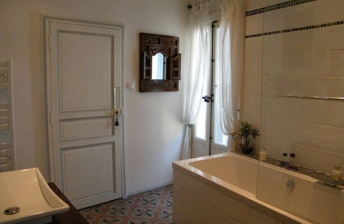 Caux House | La Maison de Rose - B&B