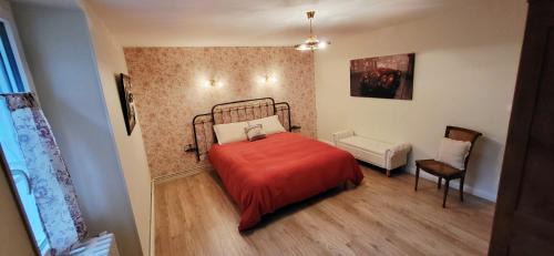 Nueil-sous-Faye House | LA MAISON De ROSE