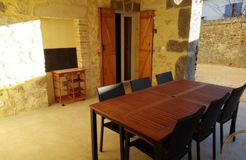 Vallon-Pont-d'Arc Apartment | La maison de Salavas