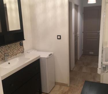 Vallon-Pont-d'Arc Apartment | La maison de Salavas