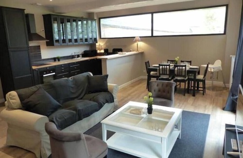 Cottevrard House | La Maison de Timothée