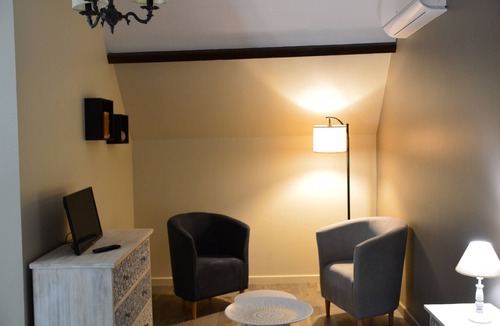 Poce-sur-Cisse Apartment | La maison de Triboulet, bed and breakfast, Nutrisco, Nutrisco
