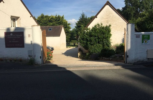 Poce-sur-Cisse Apartment | La Maison de Triboulet, Chambres et Table D'hôtes, Extingo, Extingo