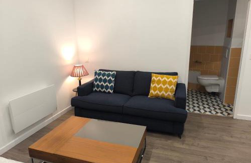 Montdidier Apartment | La Maison de violette