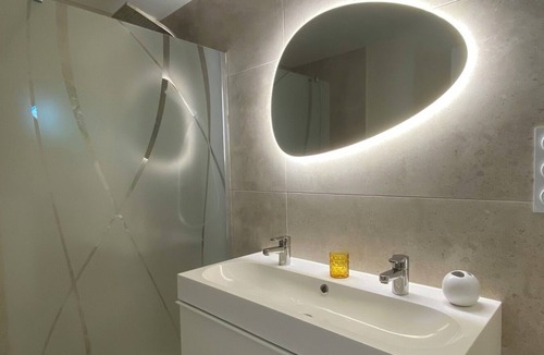 Convention House | La maison deJeanne