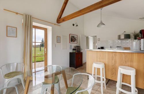 Ambillou House | La Maison Des Amis - La Trigalière