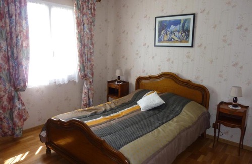 Orbigny House | La maison des Bruyères