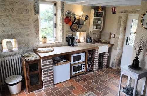 Chevroches Cottage | La Maison des Compagnons