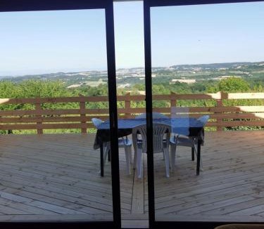 Parnans House | La Maison des Crêtes