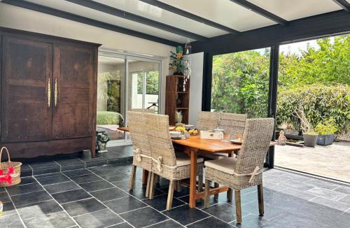 Vivonne House | La Maison des Eléphants