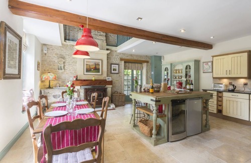 Courcerac Villa | La Maison Des Fleurs