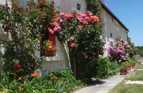 Saint-Senoch House | La maison des fleurs