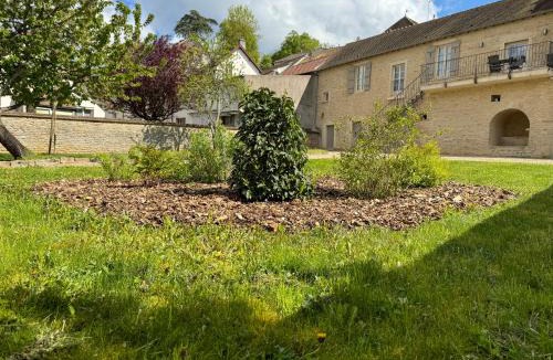 Pernand-Vergelesses House | La Maison des Belles Filles