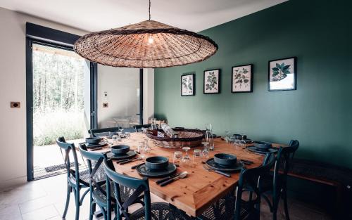 Saint-Julien-en-Born Villa | La Maison des Pins contis