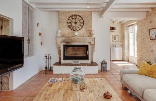 Saint-Pierre-de-Bat Villa | La maison des vignes