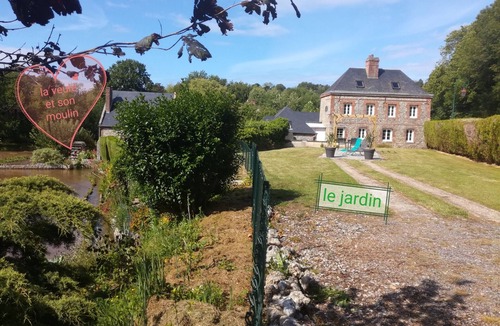 Veules-les-Roses House | La Maison Des Sources