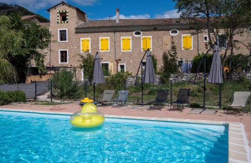 La Motte-du-Caire Bed & Breakfast | La Maison des Hôtes