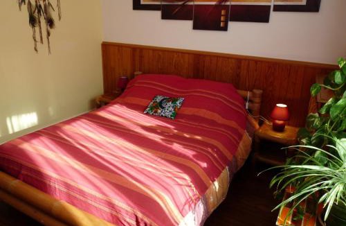 Chissey-les-Macon House | La Maison des Lys