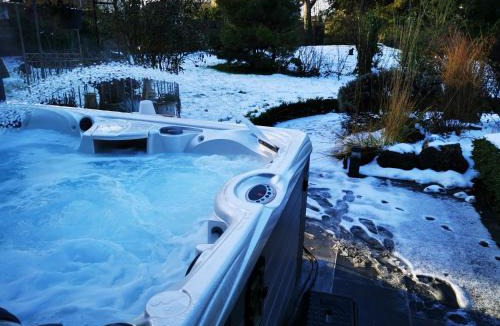 Achicourt Bed & Breakfast | La Maison des Oiseaux. Roulotte