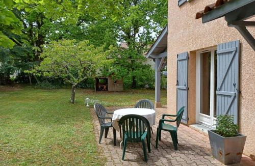 Francheville House | La Maison des Palombes