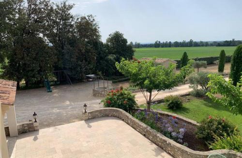 Aureille Villa | LA MAISON DES PAPILLONS VILLA DE CHARME ALPILLES