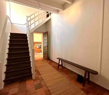 Chateau-Landon Apartment | La Maison des Papillons - Nargis