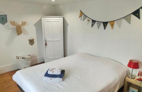 Falaise House | La maison des Remparts