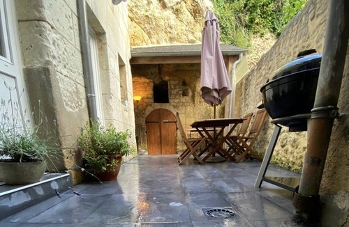 Loches House | La Maison des Remparts - Gite Pour 8 Pers a Loches