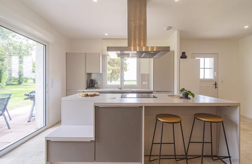 Athis House | La Maison des Roses - ATHIS