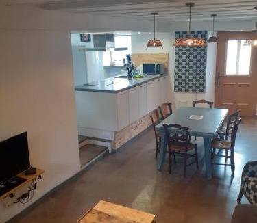 Villesequelande House | la maison des vendangeurs