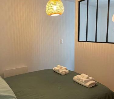 Lons-le-Saunier Apartment | La maison douce